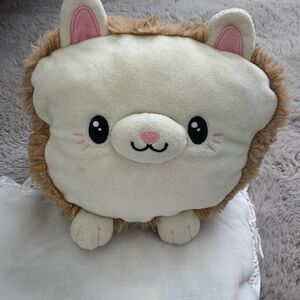 Squishable loaf cat